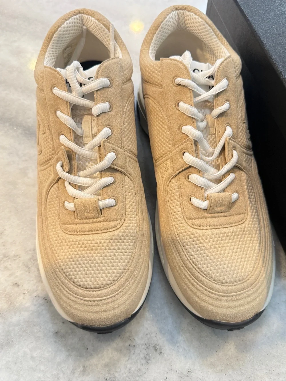 NIB Chanel Sneakers G45077 Beige/suede 41 - Picture 3 of 11